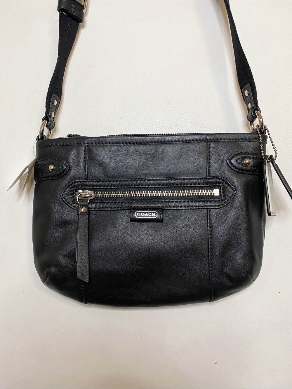 Vintage Coach Daisy Black Leather Crossbody with Front Zip Pocket